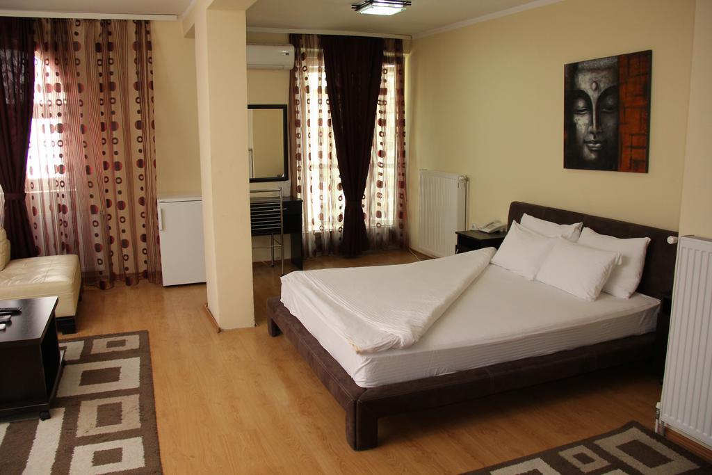 Garni Hotel Rile Men Nis Room photo